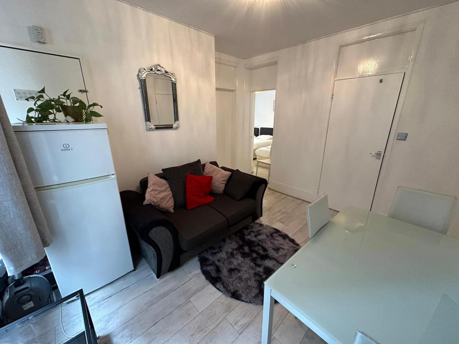Miles Building Apartment ลอนดอน ภายนอก รูปภาพ